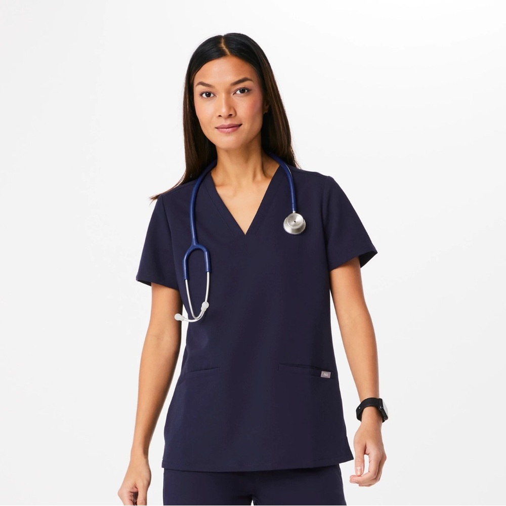 Casma Three-Pocket Scrub Top™